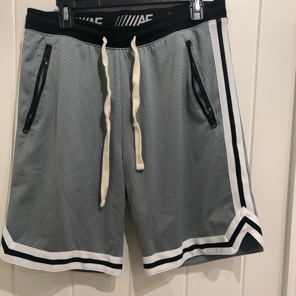 American eagle basketball shorts